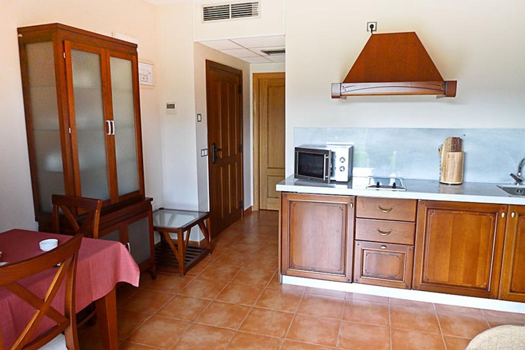 Apartamentos Rurales Antojanes Granda  Chambre photo