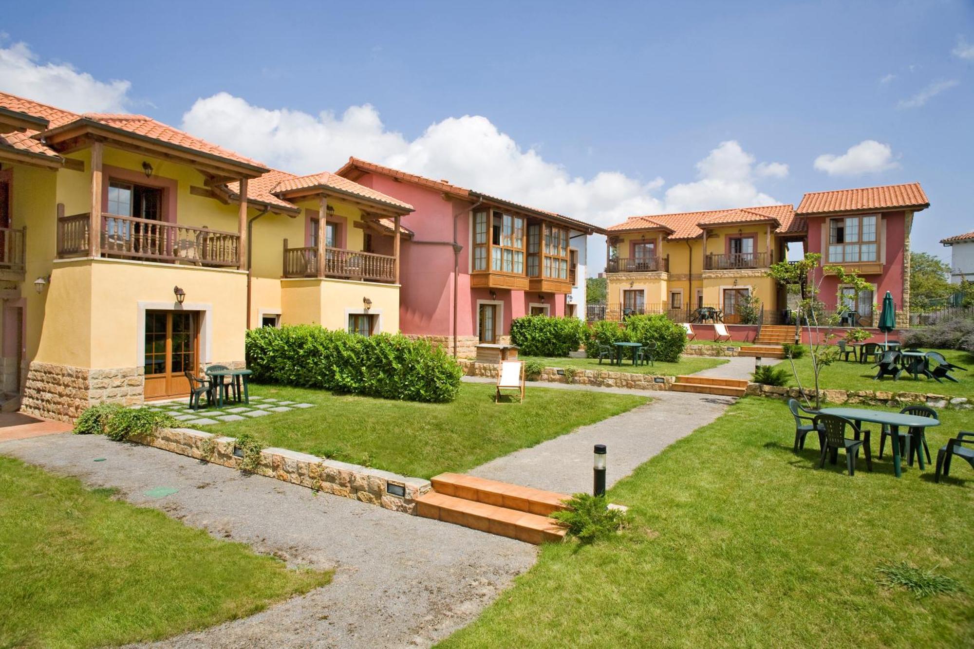 Apartamentos Rurales Antojanes Granda  Extérieur photo