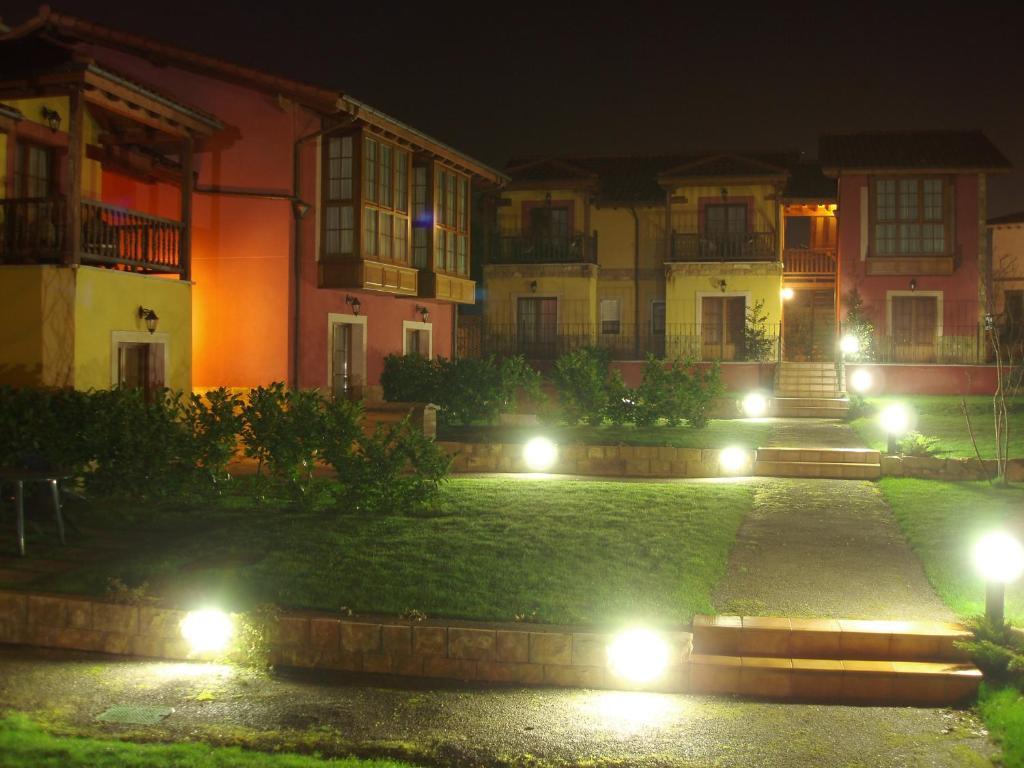 Apartamentos Rurales Antojanes Granda  Extérieur photo